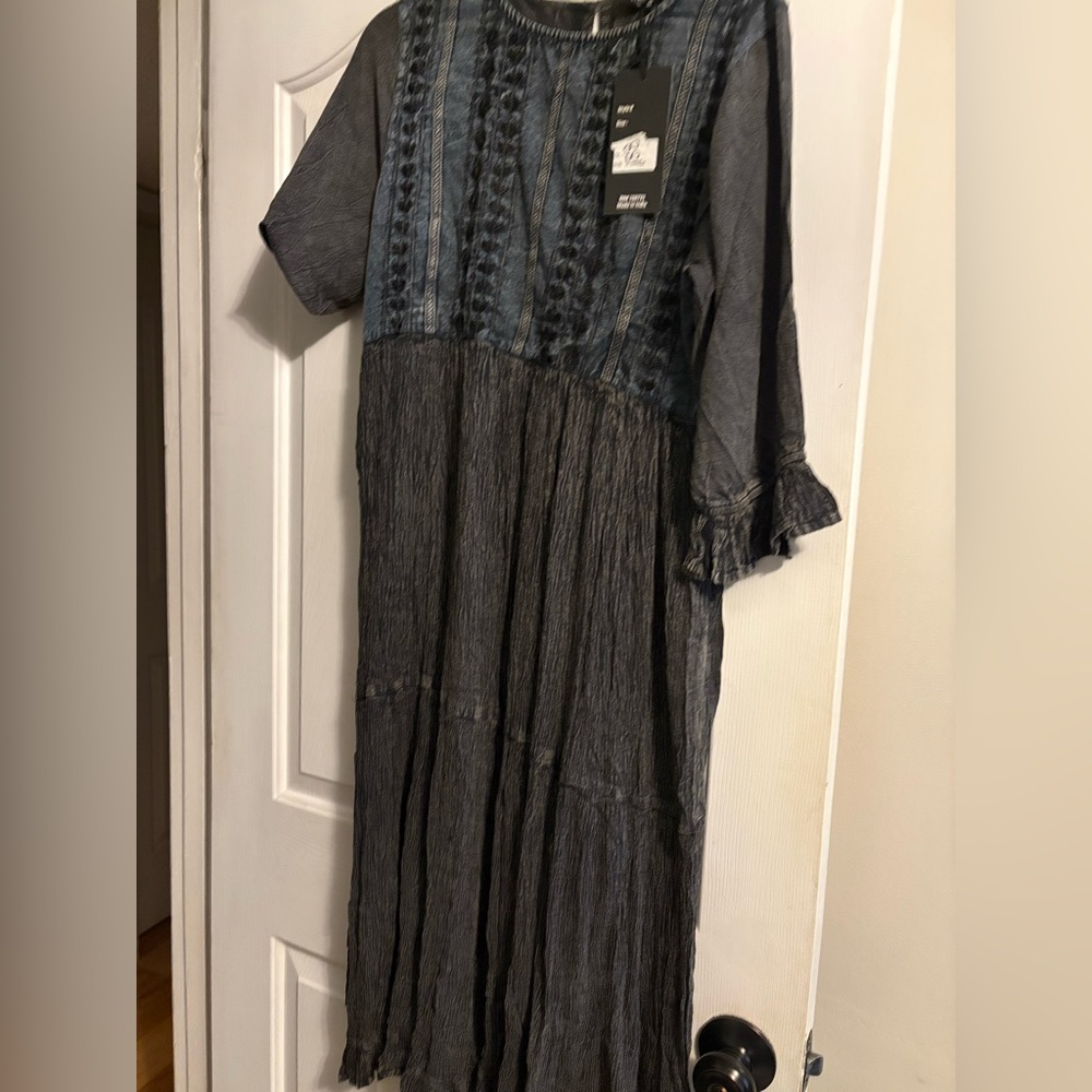 NWT Young Threads dress size xl. FLASH SALE
